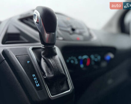 Чорний Форд Транзит Кастом, об'ємом двигуна 2 л та пробігом 231 тис. км за 25000 $, фото 19 на Automoto.ua