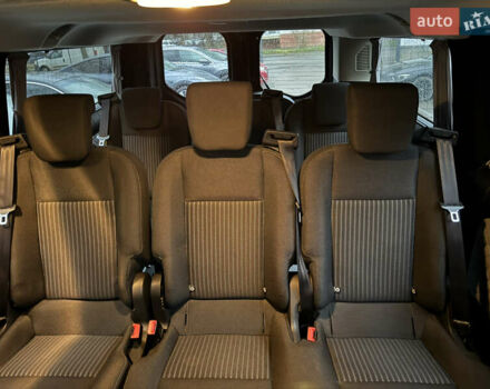 Чорний Форд Транзит Кастом, об'ємом двигуна 2 л та пробігом 231 тис. км за 25000 $, фото 36 на Automoto.ua