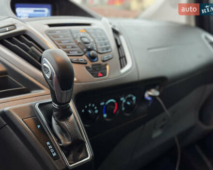 Чорний Форд Транзит Кастом, об'ємом двигуна 2 л та пробігом 231 тис. км за 25000 $, фото 16 на Automoto.ua