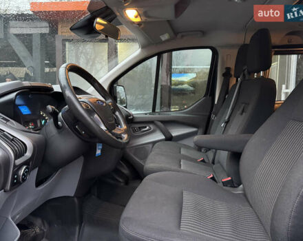 Чорний Форд Транзит Кастом, об'ємом двигуна 2 л та пробігом 231 тис. км за 25000 $, фото 37 на Automoto.ua