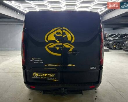 Черный Форд Транзит Кастом, объемом двигателя 2 л и пробегом 191 тыс. км за 28400 $, фото 4 на Automoto.ua