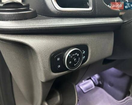 Черный Форд Транзит Кастом, объемом двигателя 2 л и пробегом 191 тыс. км за 28400 $, фото 7 на Automoto.ua