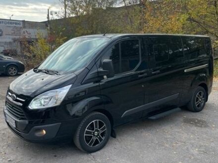 Черный Форд Транзит Кастом, объемом двигателя 2 л и пробегом 250 тыс. км за 17800 $, фото 1 на Automoto.ua