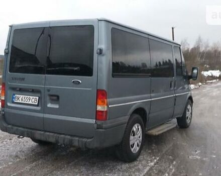 Серый Форд Transit Custom пасс., объемом двигателя 2.4 л и пробегом 265 тыс. км за 4400 $, фото 7 на Automoto.ua