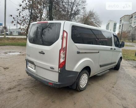 Сірий Форд Transit Custom пасс., об'ємом двигуна 2.2 л та пробігом 218 тис. км за 15499 $, фото 3 на Automoto.ua