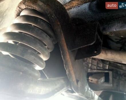 Жовтий Форд Транзит Кастом, об'ємом двигуна 2.5 л та пробігом 330 тис. км за 3500 $, фото 16 на Automoto.ua