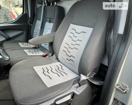 Серый Форд Транзит Кастом, объемом двигателя 2.2 л и пробегом 240 тыс. км за 11800 $, фото 13 на Automoto.ua