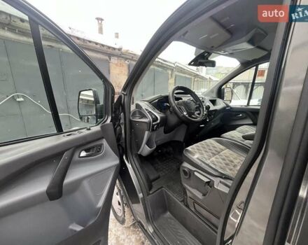 Сірий Форд Транзит Кастом, об'ємом двигуна 2 л та пробігом 195 тис. км за 13000 $, фото 12 на Automoto.ua