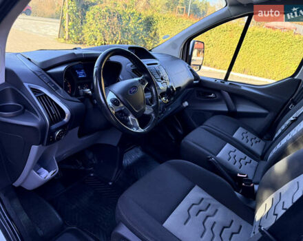 Сірий Форд Транзит Кастом, об'ємом двигуна 2 л та пробігом 105 тис. км за 13300 $, фото 19 на Automoto.ua