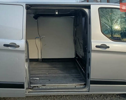 Серый Форд Транзит Кастом, объемом двигателя 2 л и пробегом 187 тыс. км за 16900 $, фото 31 на Automoto.ua