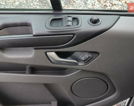 Серый Форд Транзит Кастом, объемом двигателя 2 л и пробегом 187 тыс. км за 16900 $, фото 20 на Automoto.ua