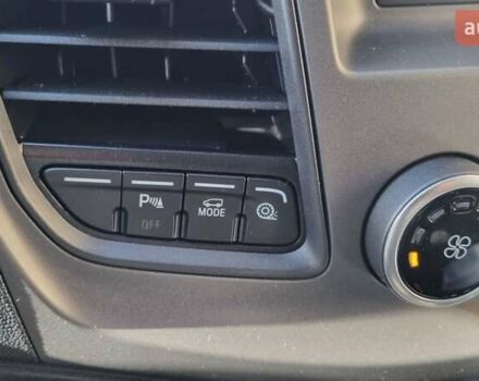 Сірий Форд Транзит Кастом, об'ємом двигуна 2 л та пробігом 220 тис. км за 18500 $, фото 24 на Automoto.ua