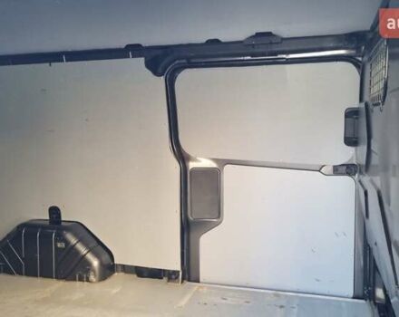 Сірий Форд Транзит Кастом, об'ємом двигуна 2 л та пробігом 220 тис. км за 18500 $, фото 19 на Automoto.ua