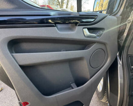 Серый Форд Транзит Кастом, объемом двигателя 2 л и пробегом 234 тыс. км за 18900 $, фото 8 на Automoto.ua