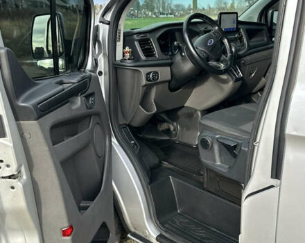 Серый Форд Транзит Кастом, объемом двигателя 2 л и пробегом 245 тыс. км за 16800 $, фото 18 на Automoto.ua