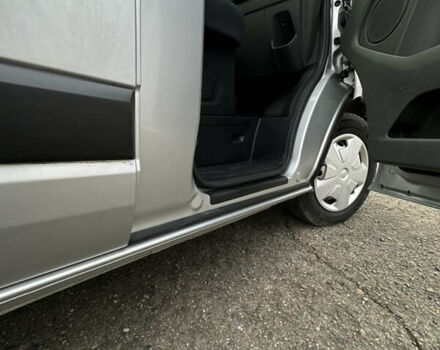 Серый Форд Транзит Кастом, объемом двигателя 2 л и пробегом 245 тыс. км за 16800 $, фото 31 на Automoto.ua