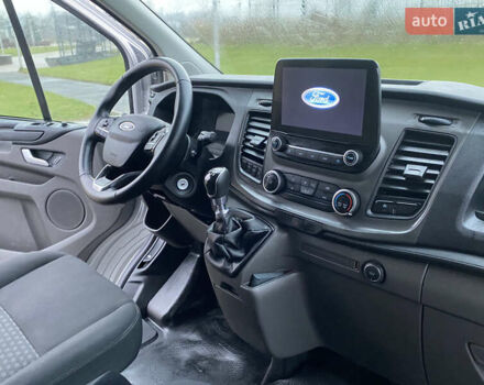 Сірий Форд Транзит Кастом, об'ємом двигуна 2 л та пробігом 216 тис. км за 17550 $, фото 24 на Automoto.ua