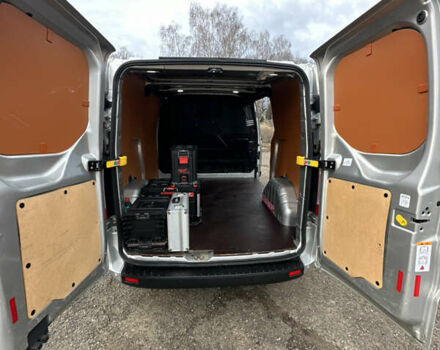 Серый Форд Транзит Кастом, объемом двигателя 2 л и пробегом 245 тыс. км за 16800 $, фото 47 на Automoto.ua