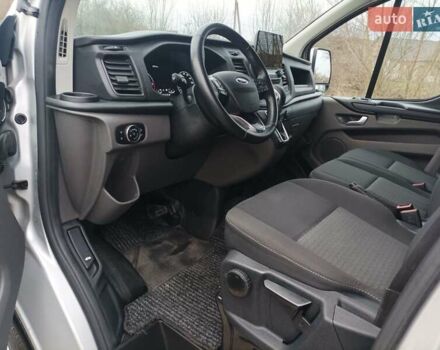 Серый Форд Транзит Кастом, объемом двигателя 2 л и пробегом 209 тыс. км за 17200 $, фото 30 на Automoto.ua