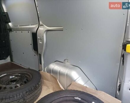 Серый Форд Транзит Кастом, объемом двигателя 2 л и пробегом 209 тыс. км за 17200 $, фото 16 на Automoto.ua