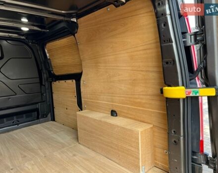 Серый Форд Транзит Кастом, объемом двигателя 2 л и пробегом 200 тыс. км за 19999 $, фото 14 на Automoto.ua