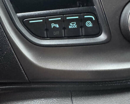 Серый Форд Транзит Кастом, объемом двигателя 2 л и пробегом 81 тыс. км за 29900 $, фото 24 на Automoto.ua