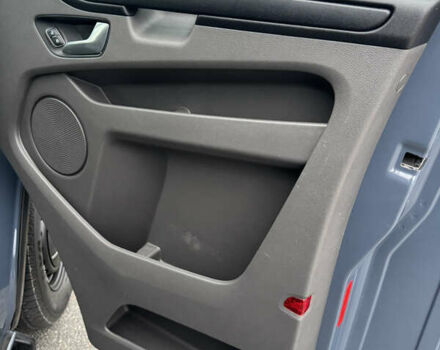 Серый Форд Транзит Кастом, объемом двигателя 2 л и пробегом 81 тыс. км за 29900 $, фото 38 на Automoto.ua