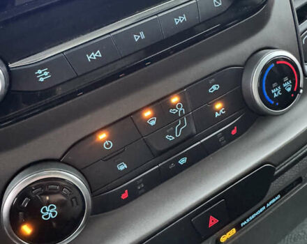 Серый Форд Транзит Кастом, объемом двигателя 2 л и пробегом 81 тыс. км за 29900 $, фото 25 на Automoto.ua