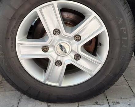 Сірий Форд Транзит Кастом, об'ємом двигуна 2.2 л та пробігом 210 тис. км за 11000 $, фото 3 на Automoto.ua