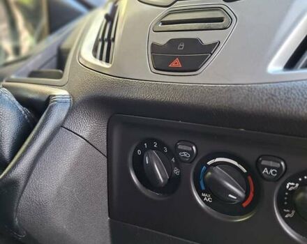 Сірий Форд Транзит Кастом, об'ємом двигуна 2 л та пробігом 225 тис. км за 14800 $, фото 14 на Automoto.ua