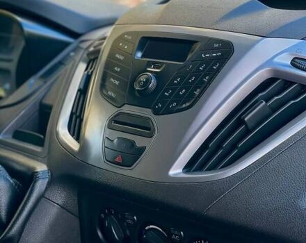 Сірий Форд Транзит Кастом, об'ємом двигуна 2 л та пробігом 225 тис. км за 14800 $, фото 27 на Automoto.ua