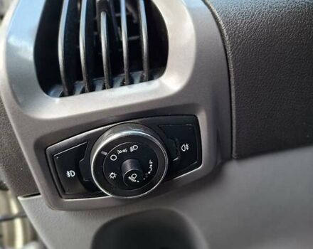 Сірий Форд Транзит Кастом, об'ємом двигуна 2 л та пробігом 225 тис. км за 14800 $, фото 12 на Automoto.ua