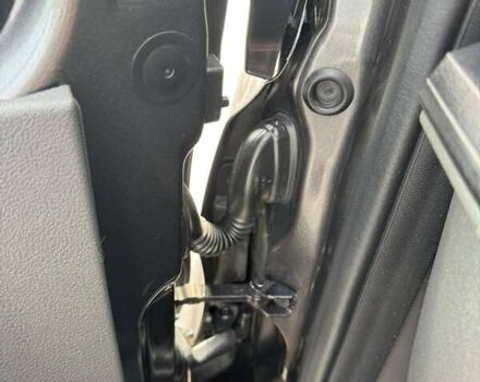 Сірий Форд Транзит Кастом, об'ємом двигуна 2.69 л та пробігом 211 тис. км за 16700 $, фото 27 на Automoto.ua