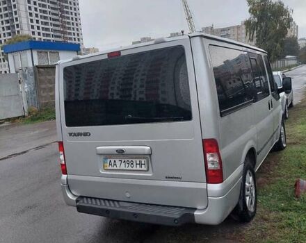 Сірий Форд Транзит Кастом, об'ємом двигуна 2.2 л та пробігом 240 тис. км за 10000 $, фото 7 на Automoto.ua