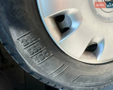 Серый Форд Транзит Кастом, объемом двигателя 2.2 л и пробегом 247 тыс. км за 11100 $, фото 1 на Automoto.ua