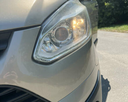 Серый Форд Транзит Кастом, объемом двигателя 2.2 л и пробегом 247 тыс. км за 11100 $, фото 2 на Automoto.ua