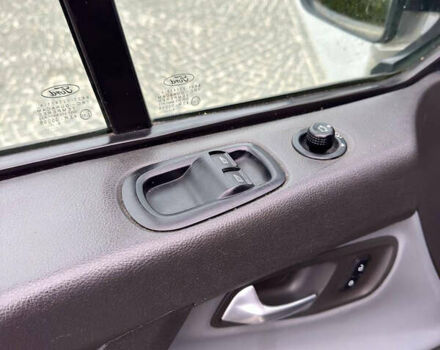 Сірий Форд Транзит Кастом, об'ємом двигуна 2.2 л та пробігом 293 тис. км за 16500 $, фото 31 на Automoto.ua