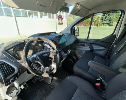 Серый Форд Транзит Кастом, объемом двигателя 2.2 л и пробегом 340 тыс. км за 13000 $, фото 5 на Automoto.ua