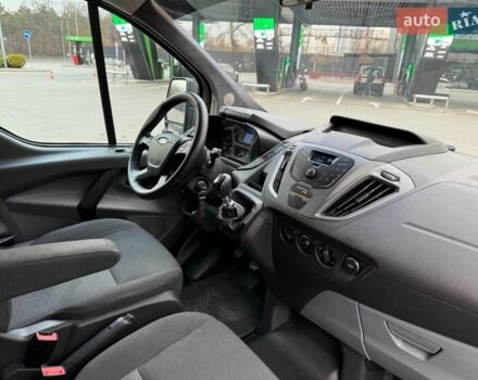 Сірий Форд Транзит Кастом, об'ємом двигуна 2.2 л та пробігом 122 тис. км за 18500 $, фото 23 на Automoto.ua