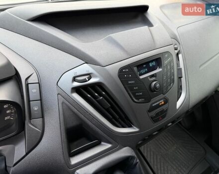 Сірий Форд Транзит Кастом, об'ємом двигуна 2.2 л та пробігом 122 тис. км за 18500 $, фото 19 на Automoto.ua