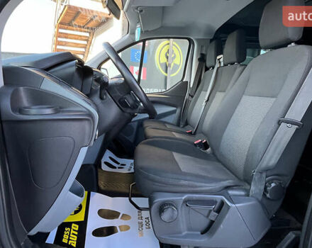 Серый Форд Транзит Кастом, объемом двигателя 2.2 л и пробегом 138 тыс. км за 12900 $, фото 8 на Automoto.ua