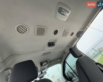 Сірий Форд Транзит Кастом, об'ємом двигуна 2.2 л та пробігом 263 тис. км за 16800 $, фото 55 на Automoto.ua