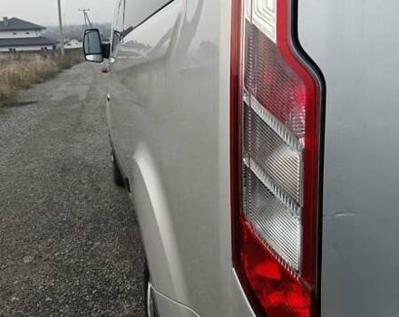 Сірий Форд Транзит Кастом, об'ємом двигуна 2 л та пробігом 191 тис. км за 19990 $, фото 4 на Automoto.ua