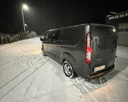 Серый Форд Транзит Кастом, объемом двигателя 2 л и пробегом 300 тыс. км за 21899 $, фото 3 на Automoto.ua