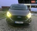 Серый Форд Транзит Кастом, объемом двигателя 2 л и пробегом 350 тыс. км за 21000 $, фото 2 на Automoto.ua