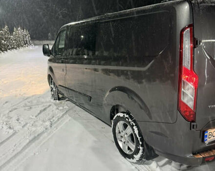 Серый Форд Транзит Кастом, объемом двигателя 2 л и пробегом 300 тыс. км за 21899 $, фото 4 на Automoto.ua