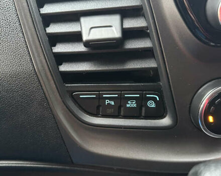 Сірий Форд Транзит Кастом, об'ємом двигуна 2 л та пробігом 255 тис. км за 21499 $, фото 109 на Automoto.ua