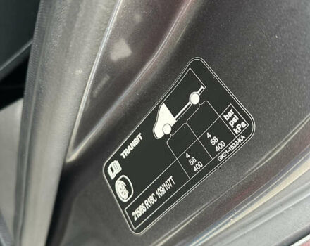 Сірий Форд Транзит Кастом, об'ємом двигуна 2 л та пробігом 255 тис. км за 21499 $, фото 117 на Automoto.ua