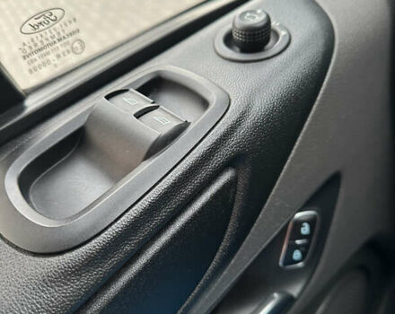 Сірий Форд Транзит Кастом, об'ємом двигуна 2 л та пробігом 255 тис. км за 21499 $, фото 99 на Automoto.ua