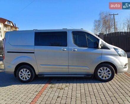 Серый Форд Транзит Кастом, объемом двигателя 2 л и пробегом 201 тыс. км за 21500 $, фото 3 на Automoto.ua